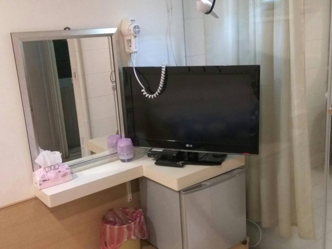 Yilan Hua Bin Hotel מראה חיצוני תמונה