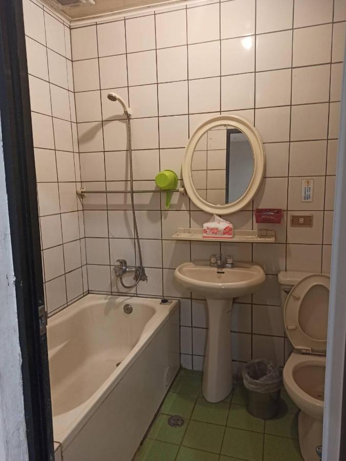 Yilan Hua Bin Hotel מראה חיצוני תמונה